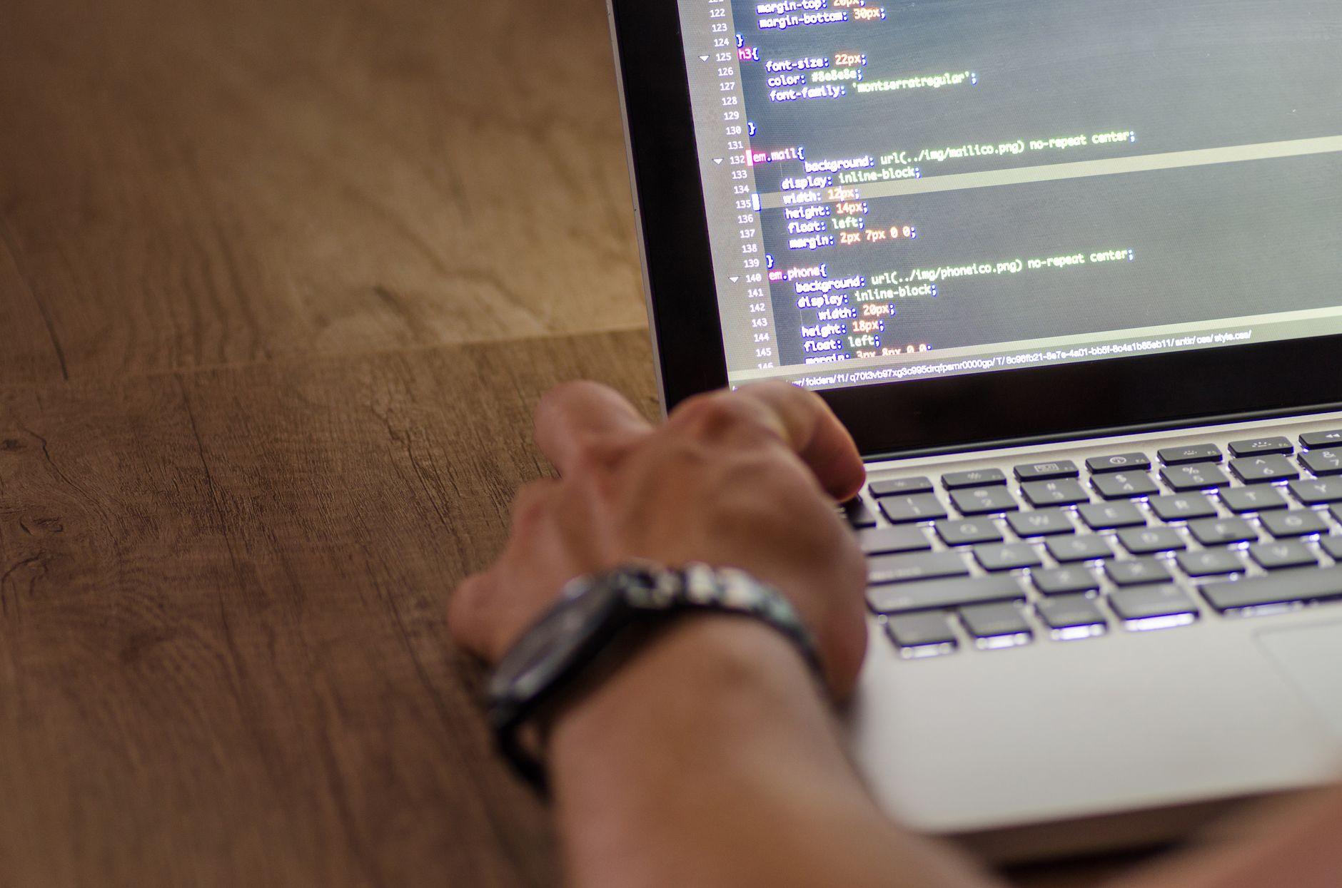 Automate Invoicing with AI: n8n and Make Step-by-Step Guide