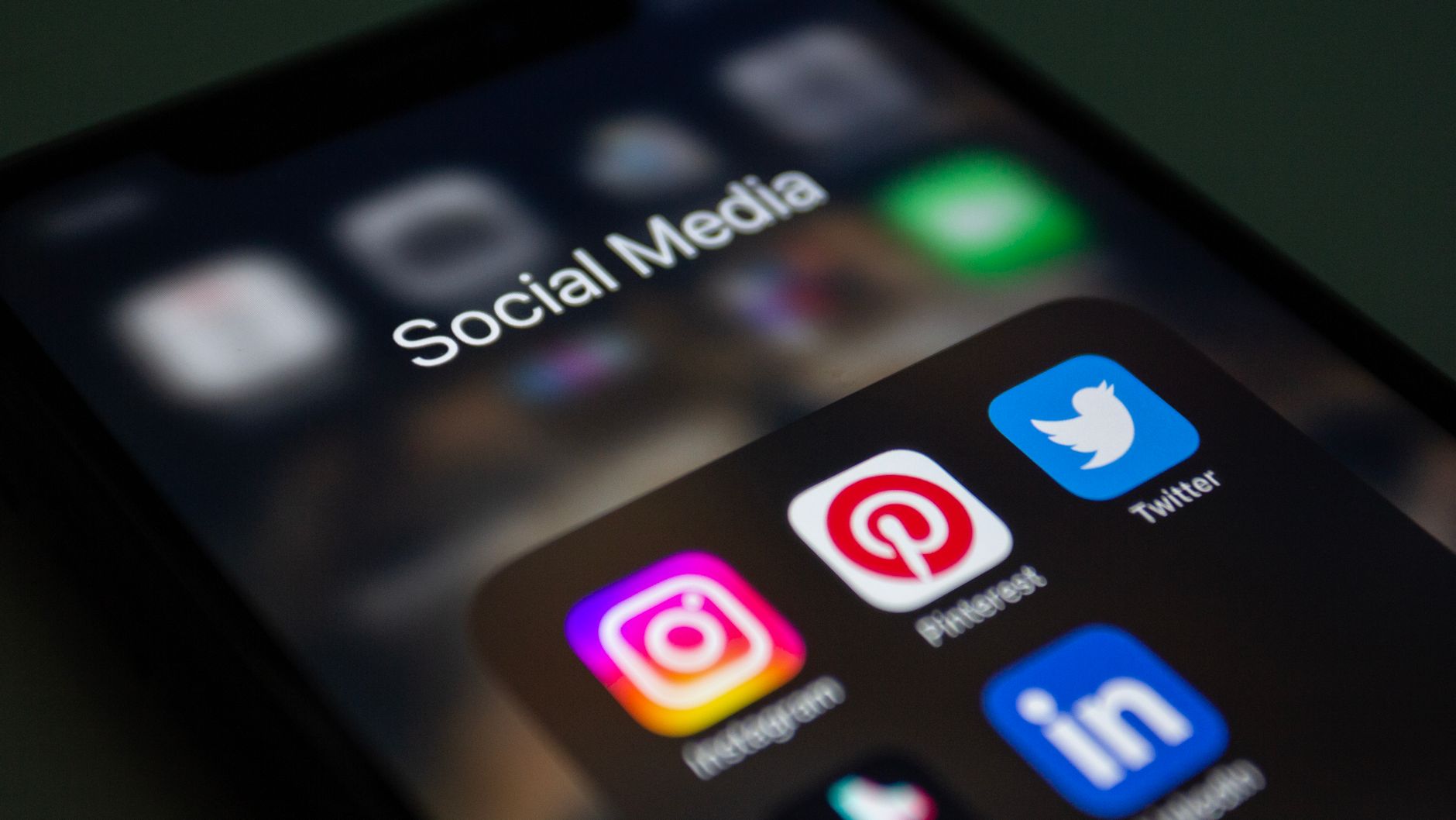 Automate Social Media Posting With AI Tools